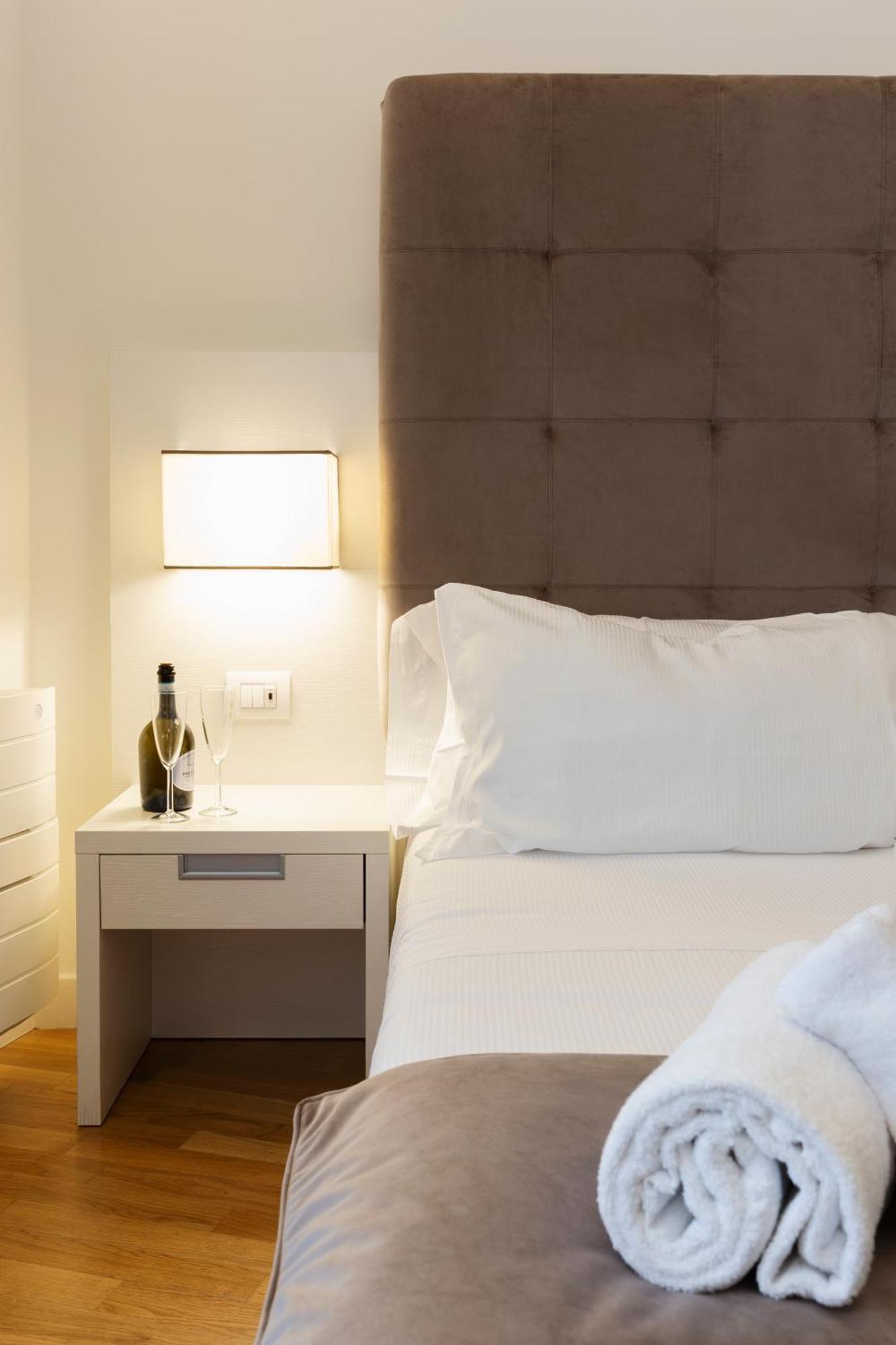 History Suite Essence Rome Bagian luar foto