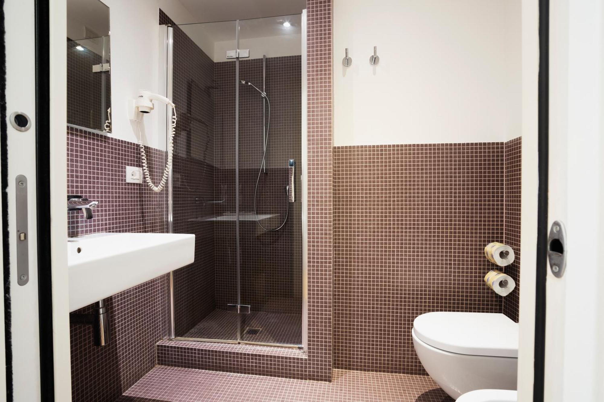 History Suite Essence Rome Bagian luar foto