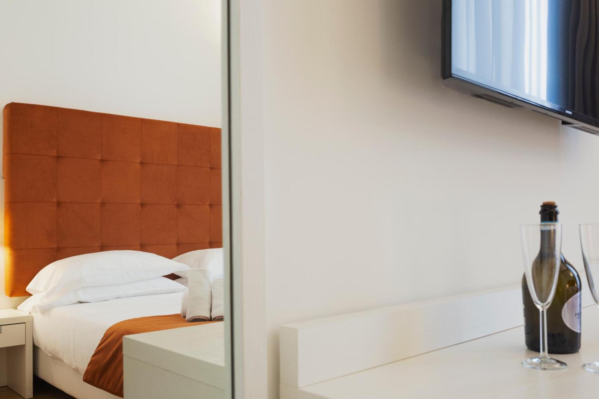 History Suite Essence Rome Bagian luar foto